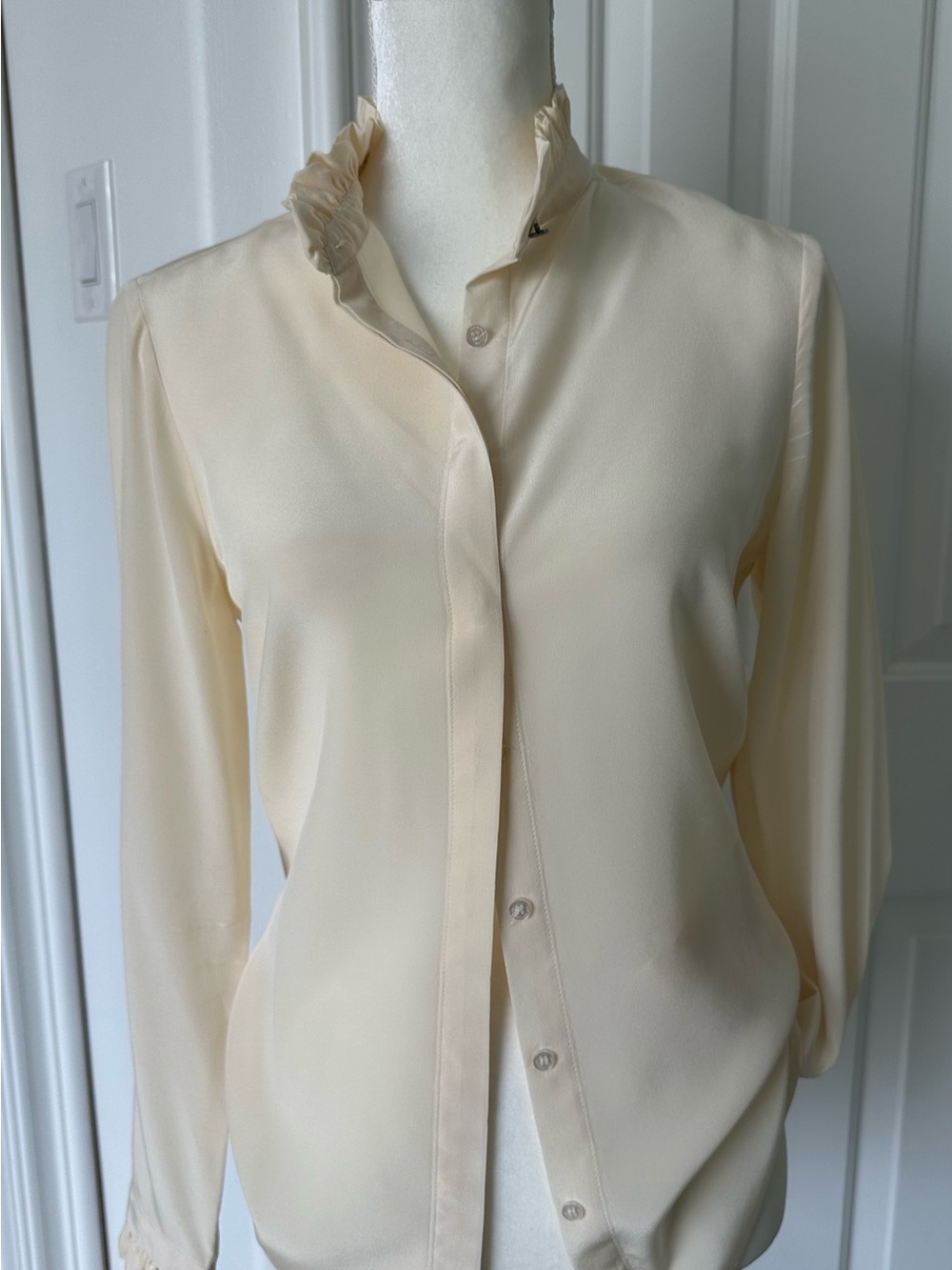 ANTONIO MELANI Cream Ruffle Collar Silk Blouse - Picture 2 of 7